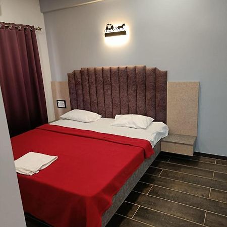 Ragvi Resort Alībāg Eksteriør billede
